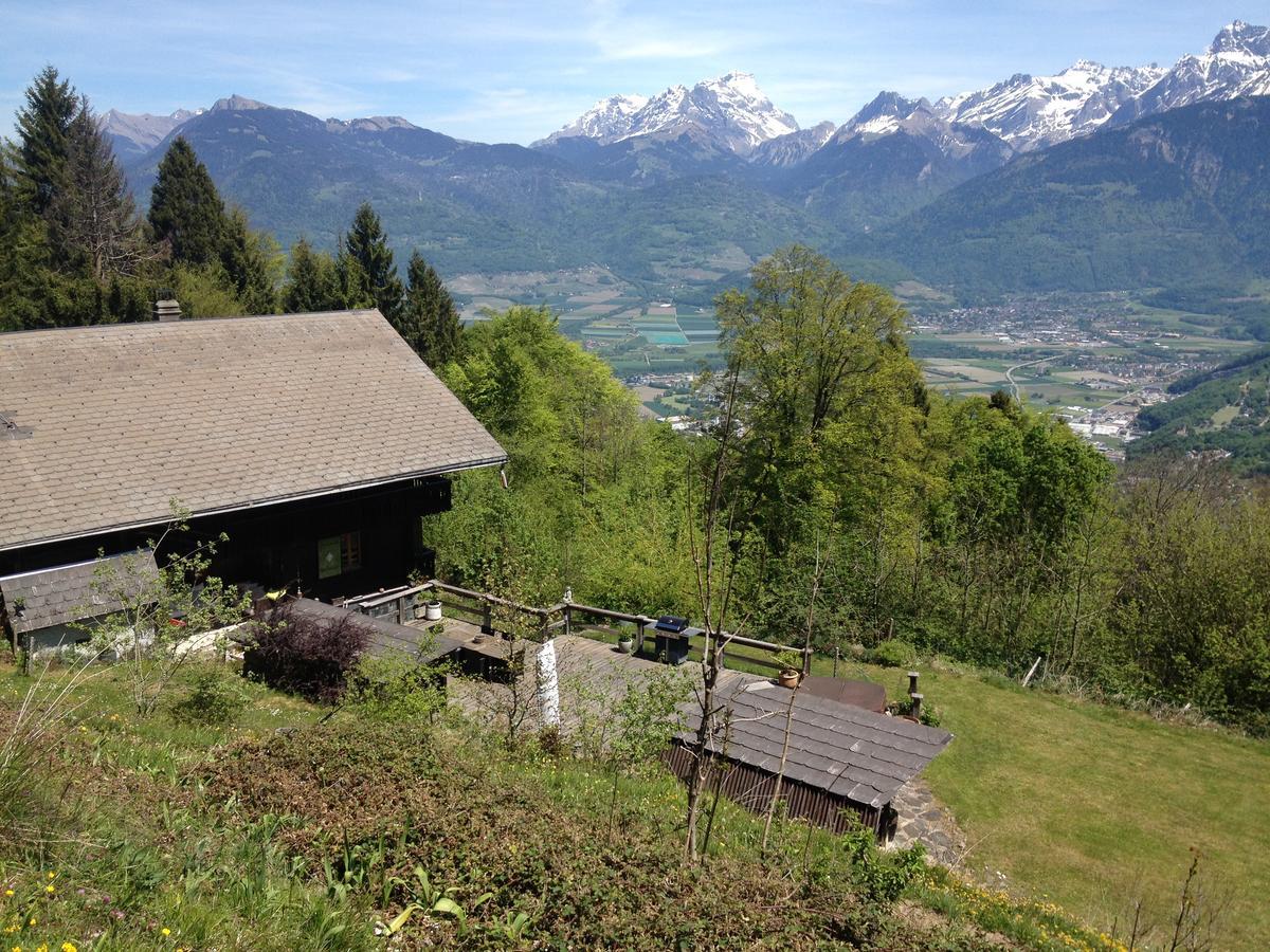 Chalet Ingas Bed & Breakfast Troistorrents Exterior photo